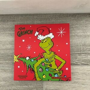 Grinch Eyeshadow Palette** Dr Seuss